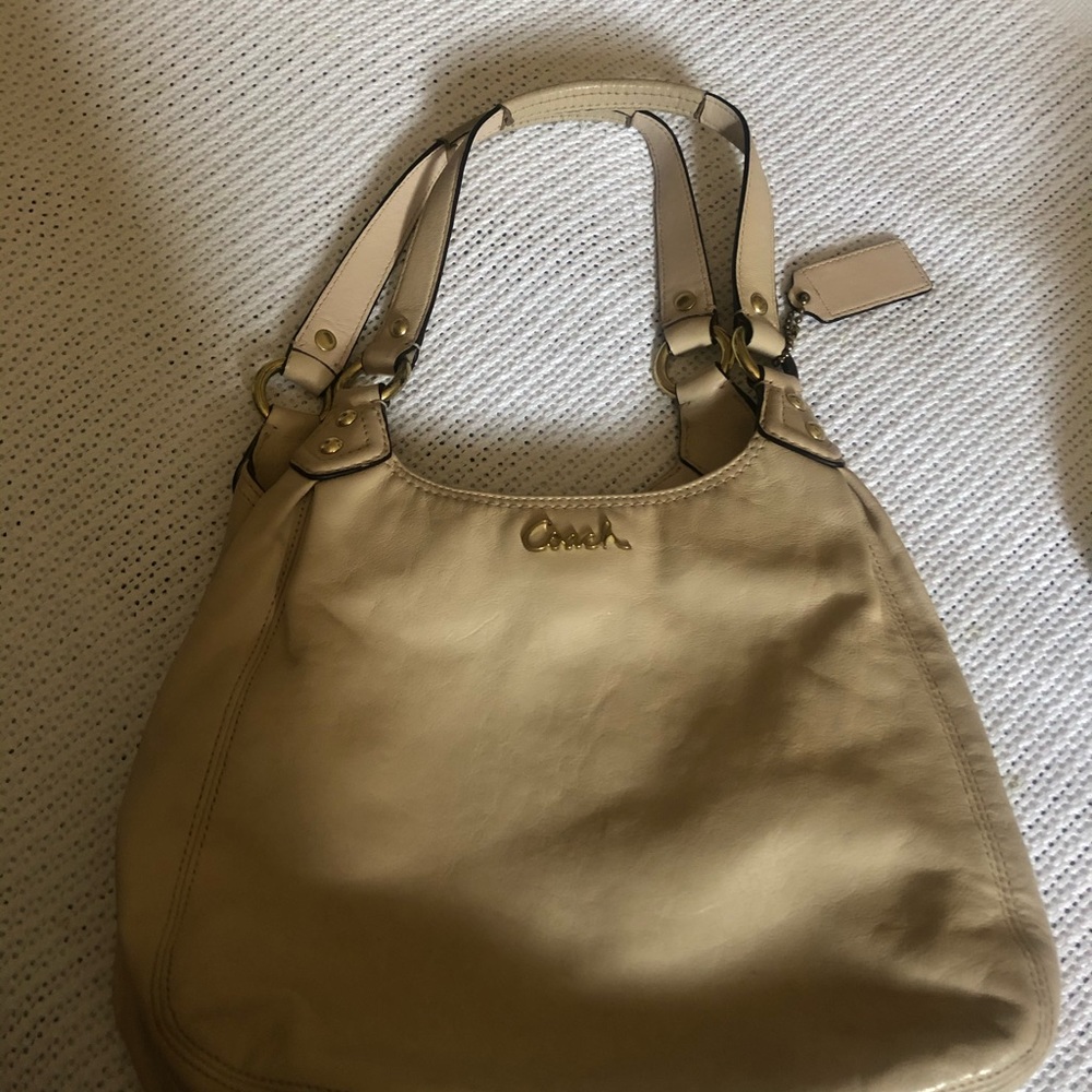 Cream leather Coach Bag - Authentic